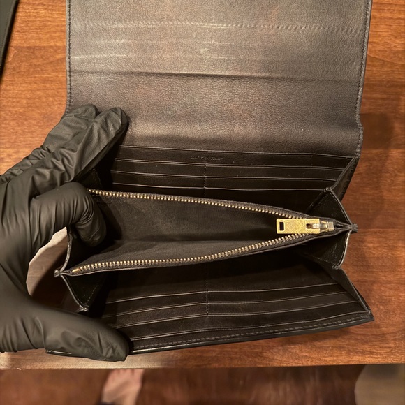 Yves Saint Laurent Black Clutch with Gold Chain - Picture 5 of 8
